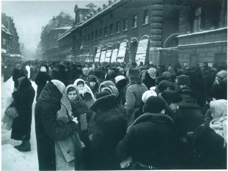 Повседневная жизнь блокадного Ленинграда